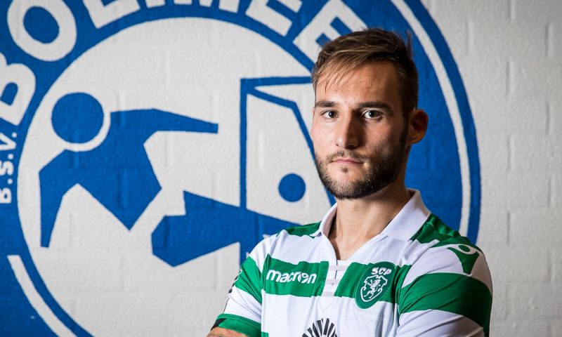 'Bedrijvig Sevilla blijft kopen en haalt ook speler uit China weg' Afbeelding: 'Bedrijvig Sevilla blijft kopen en haalt ook speler uit China weg'