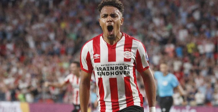 PSV-held Malen helemaal door het dolle heen: Het kwam als eerste in me op