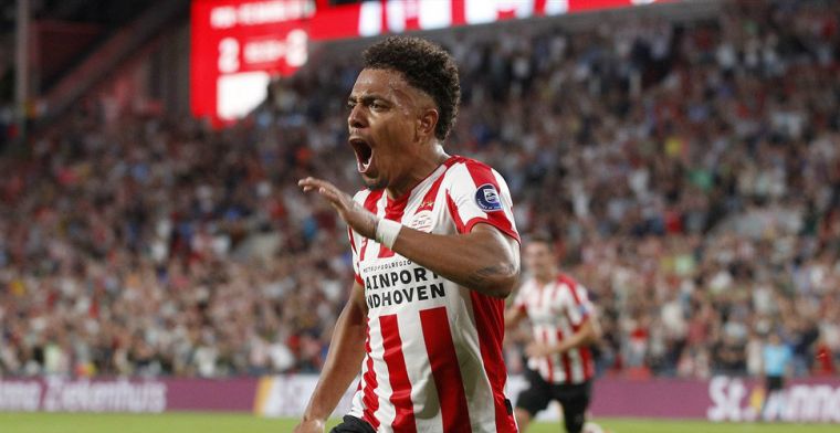 Waarom het aanvalsspel van PSV met Malen dynamischer is dan met De Jong