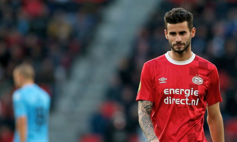 'Beruchte zaakwaarnemer vertraagt transfer: PSV wacht nog steeds op go of no go' Afbeelding: 'Beruchte zaakwaarnemer vertraagt transfer: PSV wacht nog steeds op go of no go'