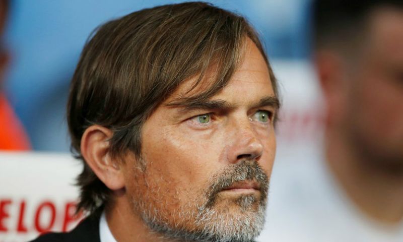 Geslaagde vuurdoop voor Cocu: knappe uitzege bij degradant Huddersfield Town Afbeelding: Geslaagde vuurdoop voor Cocu: knappe uitzege bij degradant Huddersfield Town