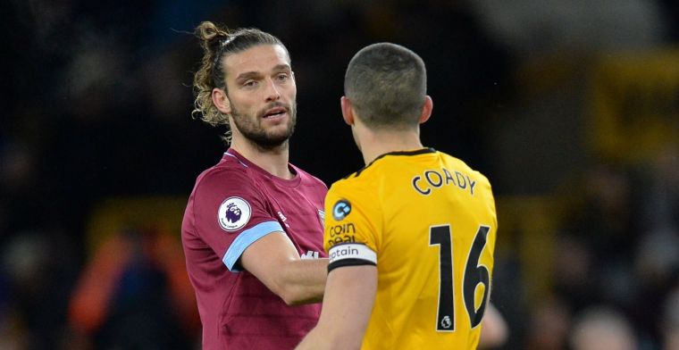 The Sun: transfervrije Carroll is akkoord en maakt rentree bij 'boyhood club'