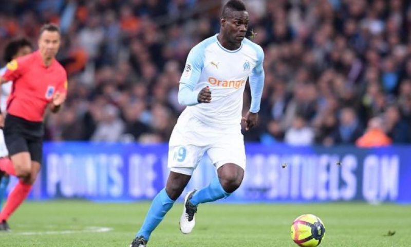 'Balotelli gaat in tweeënhalf jaar vijftien miljoen euro verdienen in Brazilië' Afbeelding: 'Balotelli gaat in tweeënhalf jaar vijftien miljoen euro verdienen in Brazilië'