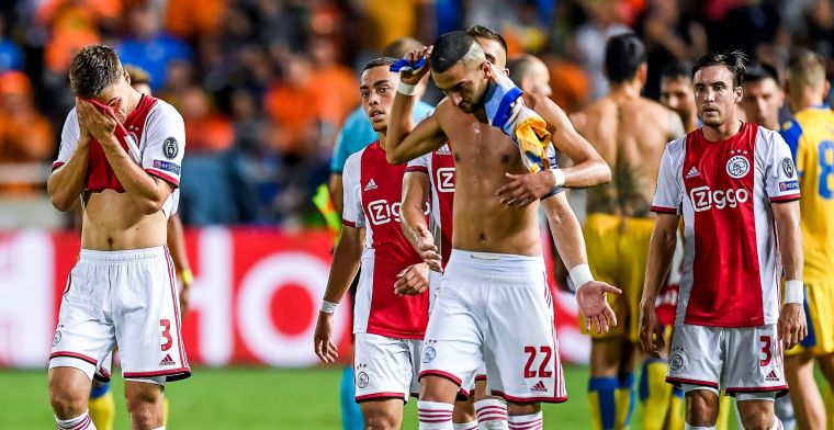 'Gevaarlijke uitslag' voor 'onthutsend' Ajax: 'Karrenvracht aan verkeerde keuzes'