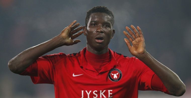 OFFICIEEL: Genk slaat toe en trekt boomlange spits Onuachu aan
