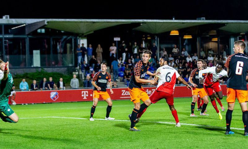 'Te oude' Unnerstall mag alsnog Jong PSV-debuut maken: 'Ik hoop ritme op te doen' Afbeelding: 'Te oude' Unnerstall mag alsnog Jong PSV-debuut maken: 'Ik hoop ritme op te doen'