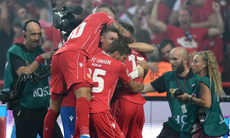 Union Berlin stunt tegen Dortmund en mag eerste Bundesliga-zege ooit bijschrijven Afbeelding: Union Berlin stunt tegen Dortmund en mag eerste Bundesliga-zege ooit bijschrijven