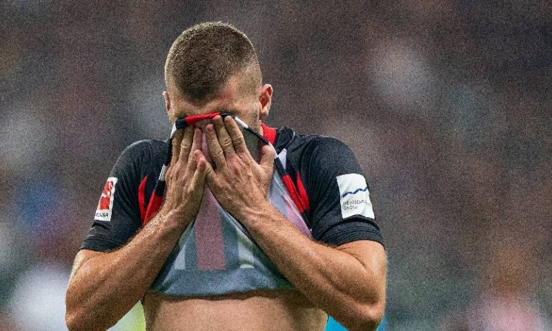 OFFICIEEL: Milan plukt Rebic weg bij Frankfurt, Silva maakt omgekeerde beweging Afbeelding: OFFICIEEL: Milan plukt Rebic weg bij Frankfurt, Silva maakt omgekeerde beweging
