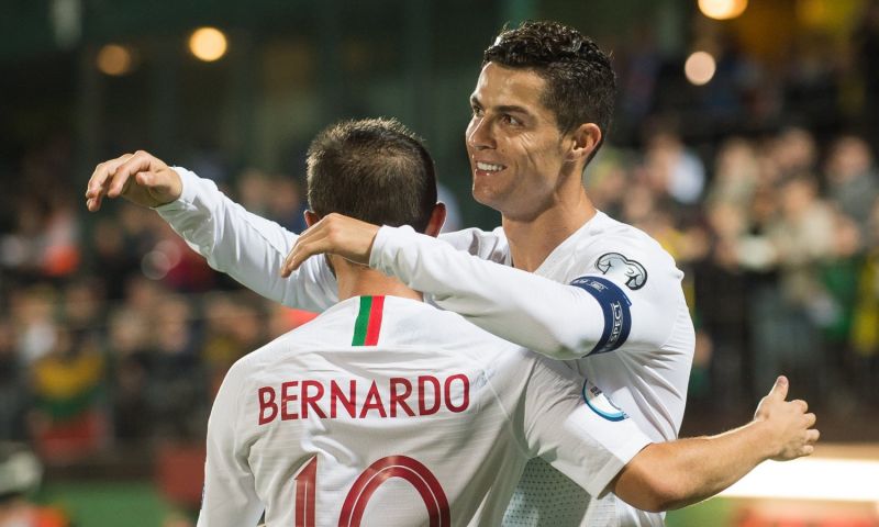 Ronaldo dwong doelpunt af bij arbiter: Afbeelding: Ronaldo dwong doelpunt af bij arbiter: