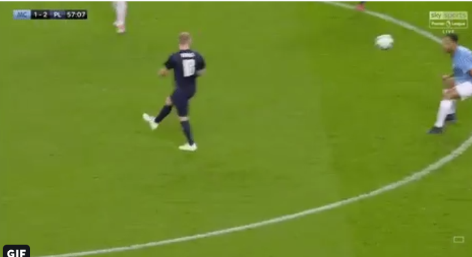 Klasse is voor eeuwig, Scholes steelt de show bij galamatch van Kompany