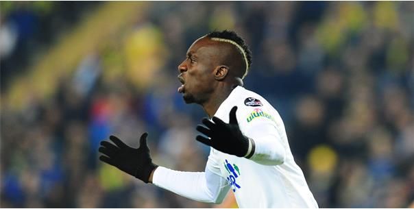 Diagne laat zich gelden bij Club Brugge: 'Zijn eisen deden de wenkbrauwen fronsen'