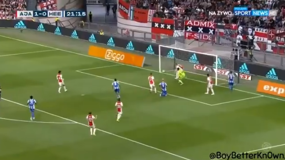 Heerenveen brengt Ajax in verlegenheid: VAR redt Amsterdammers in eigen huis