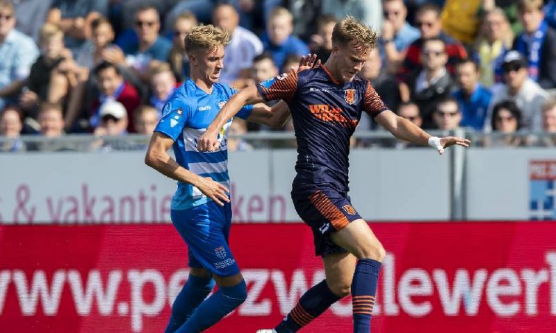 Wereldgoal van 135 kilometer per uur in Zwolle: 'Sneller dan m'n auto' Afbeelding: Wereldgoal van 135 kilometer per uur in Zwolle: 'Sneller dan m'n auto'