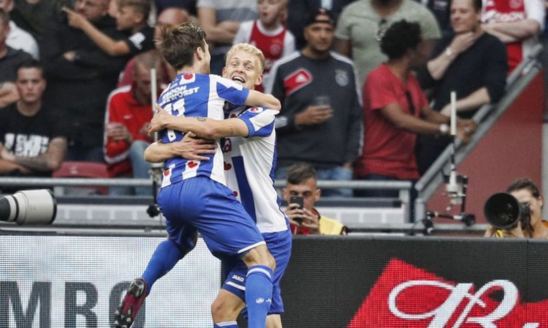 Van Bergen toont zwakte Ajax aan: 'Als Lille wil winnen, moeten ze zo spelen' Afbeelding: Van Bergen toont zwakte Ajax aan: 'Als Lille wil winnen, moeten ze zo spelen'