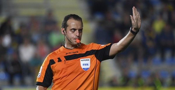 Gemor bij Club Brugge en Anderlecht: Boucaut fluit topper op Jan Breydel