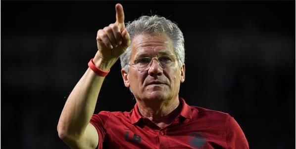 Bölöni tempert de verwachtingen: Antwerp titelkandidaat? Rustig blijven iedereen