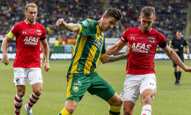 AZ haalt trekker in slotfase over en wint 'uitwedstrijd' bij ADO Den Haag Afbeelding: AZ haalt trekker in slotfase over en wint 'uitwedstrijd' bij ADO Den Haag