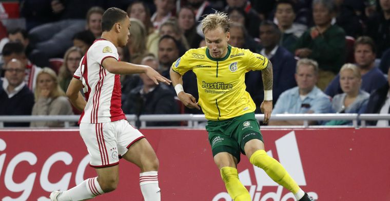 Perez lacht om 'niet zo'n goede speler': 'Als hij scoort, doet hij ook heel cool'