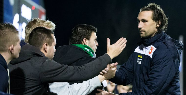 Nederlandse scheidsrechters 'bevoordelen' topclubs: 'Is een regelrechte schande'