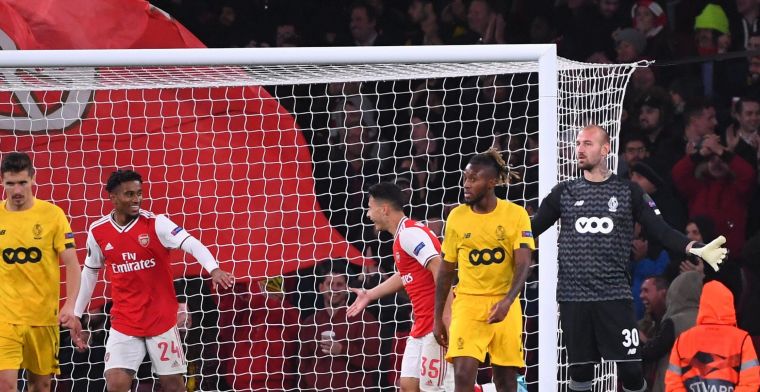 Standard beleeft moeilijke avond tegen b-elftal van Arsenal en krijgt pandoering