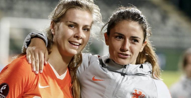 Schitterende mijlpaal voor Van de Donk bij Oranje: 'Ik hoop dat ze trots is'