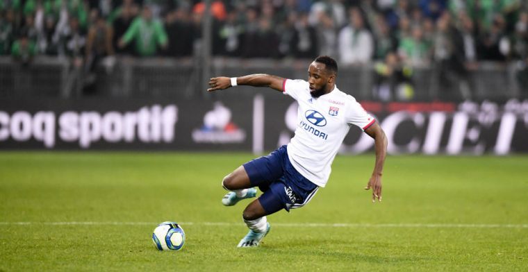 Manchester United stuurt scouts wéér naar Lyon voor aanvaller
