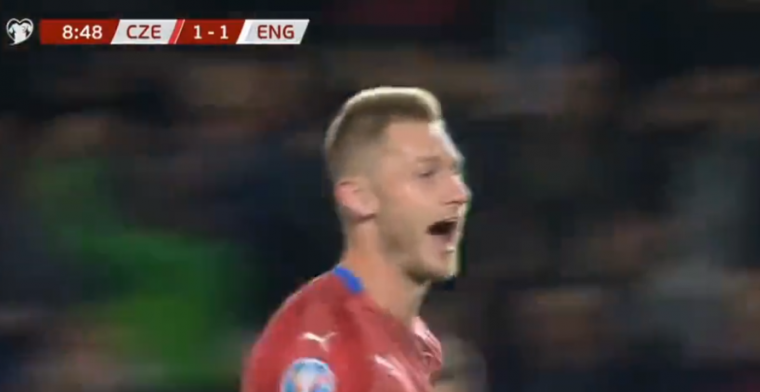 GAME ON! Brabec (ex-Racing Genk) brengt Tsjechië weer naast Engeland