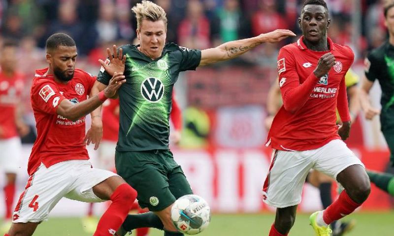 St. Juste leert trucjes in Duitsland: Afbeelding: St. Juste leert trucjes in Duitsland: