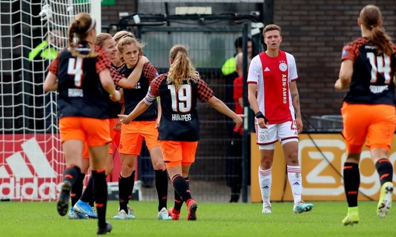 PSV Vrouwen winnen in Amsterdam van Ajax; streekderby is prooi voor Excelsior Afbeelding: PSV Vrouwen winnen in Amsterdam van Ajax; streekderby is prooi voor Excelsior