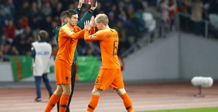 De voor- en nadelen van een Oranje-middenveld met De Roon of Van de Beek