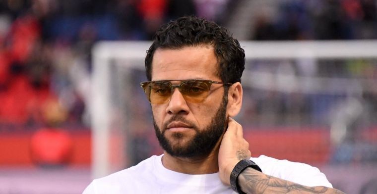 Dani Alves heeft geen goed woord over voor 'racistisch' Parijs