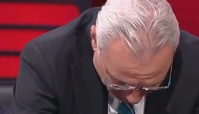 Bulgaarse legende Stoichkov in tranen op tv: 'Sluit Bulgarije 5 jaar uit'