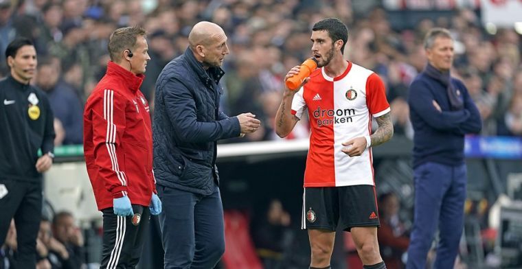 'Senesi bleek een mens bij een voetbalclub die met plakband aan elkaar hangt'