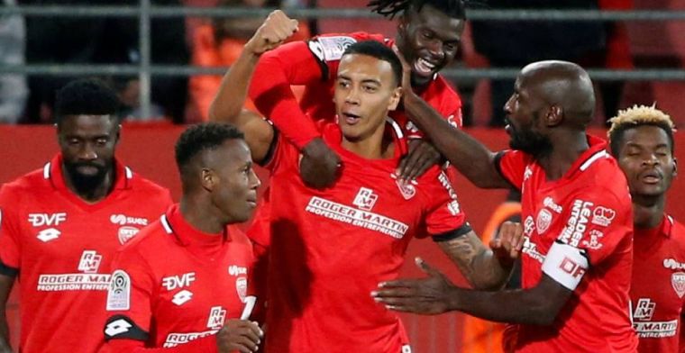 Paris Saint-Germain verliest van hekkensluiter, opnieuw winst voor Schreuder