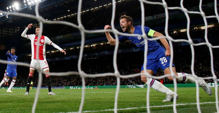 Ophef over'buitenspelgoal' Chelsea tegen Ajax:'Bizar genoeg geen lijn'