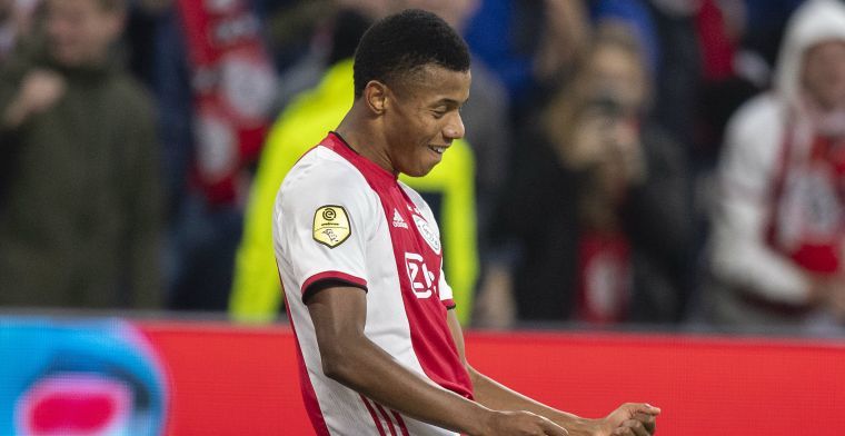 Ten Hag moet puzzelen door blessure van 'unieke' Neres: 'Zat balans in het team'