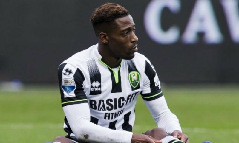 Schaken: 'Je kan niet van je afslaan in een stadion, je voelt je machteloos' Afbeelding: Schaken: 'Je kan niet van je afslaan in een stadion, je voelt je machteloos'