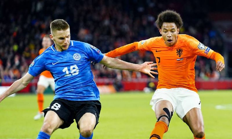 'We kunnen niet stellen dat Stengs een geweldig debuut had voor Oranje' Afbeelding: 'We kunnen niet stellen dat Stengs een geweldig debuut had voor Oranje'