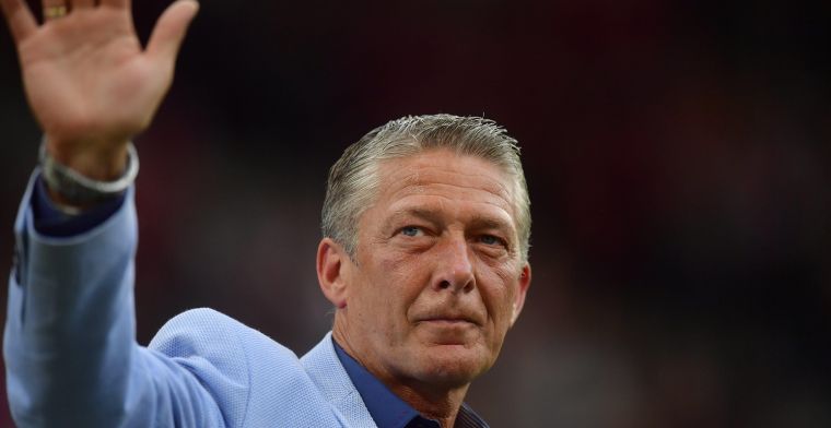 OFFICIEEL: Czerniatynski wordt aan de deur gezet na slechte reeks