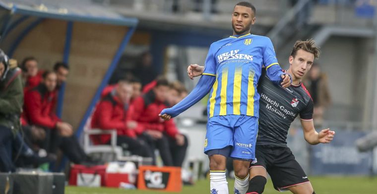 RKC leeft pas op na rode kaart voor Mulder en pakt in minuut 96 alsnog een punt