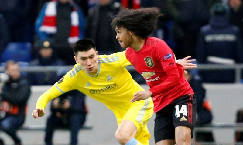 United verliest na enorme misser Chong: koppositie lonkt voor AZ in Europa League Afbeelding: United verliest na enorme misser Chong: koppositie lonkt voor AZ in Europa League