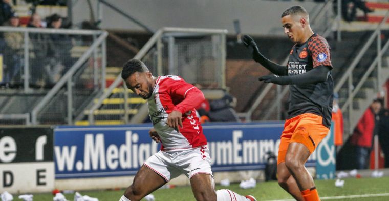 Ihattaren staat achter 'toptrainer' Van Bommel: 'Het ligt aan ons, de spelers'