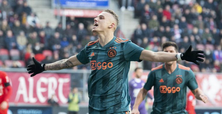 Lang keek Klassieker op tribune in De Kuip: 'Toen moest ik het stadion uitrennen'