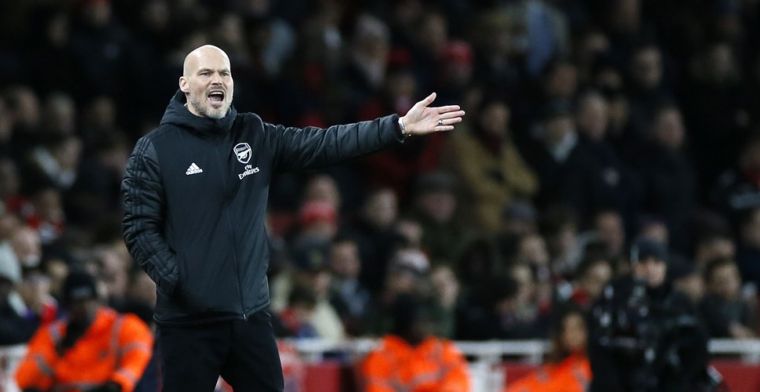 Ljungberg schrikt van 'waardeloos' Arsenal: 'Allemaal bang om de bal te krijgen'