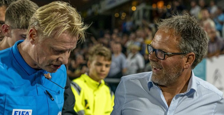 Blom stopt als internationaal scheidsrechter na Europees duel in Barcelona