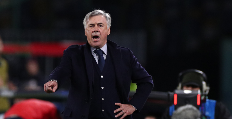 Napoli ontslaat Ancelotti na 4-0 overwinning in Champions League