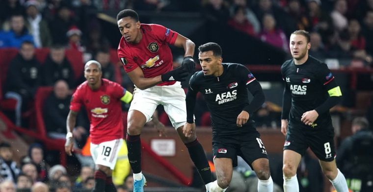 Dramatische fase na rust breekt AZ op: United wint en stelt koppositie veilig
