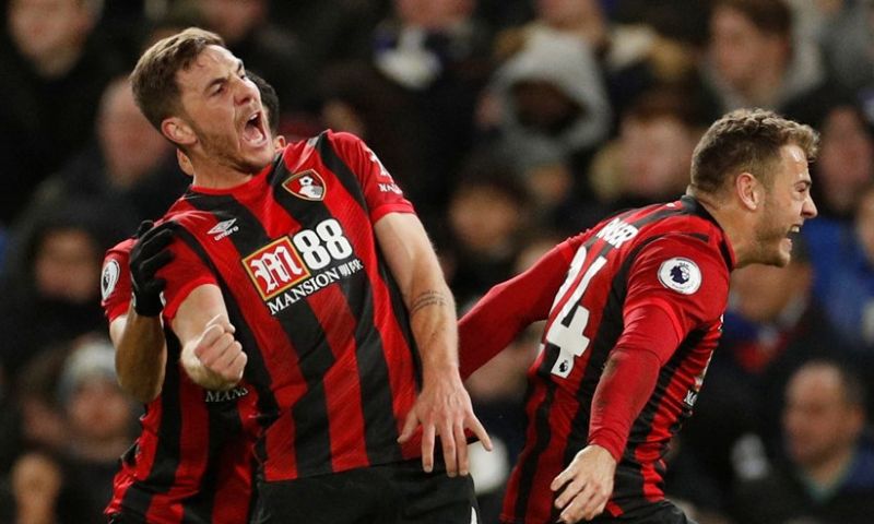 Leicester ziet Liverpool uitlopen, Bournemouth doet worstelend Chelsea pijn Afbeelding: Leicester ziet Liverpool uitlopen, Bournemouth doet worstelend Chelsea pijn