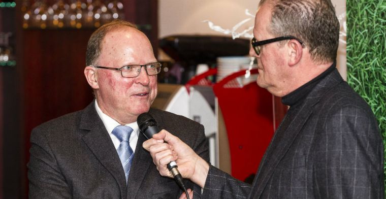 Nog steeds vertrouwen in PSV-titel: 'Ajax begint ook mankementjes te vertonen'
