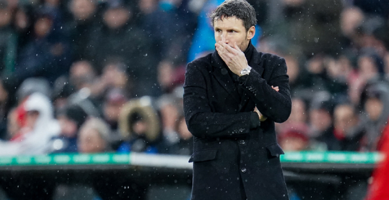 OFFICIEEL: PSV stuurt hoofdtrainer Mark Van Bommel de laan uit